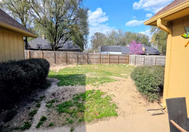 Photo 3 of Single family home for sale at 1806 Hogan Ln, Mount Pleasant, TX 75455 | MLS# 21197258 | Listing updated on 2026-07-11