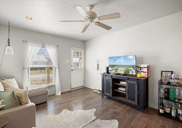Homes for sale in Stephenville, TX | 507 E Clifton St, Stephenville, TX 76401 | MLS# 21197399