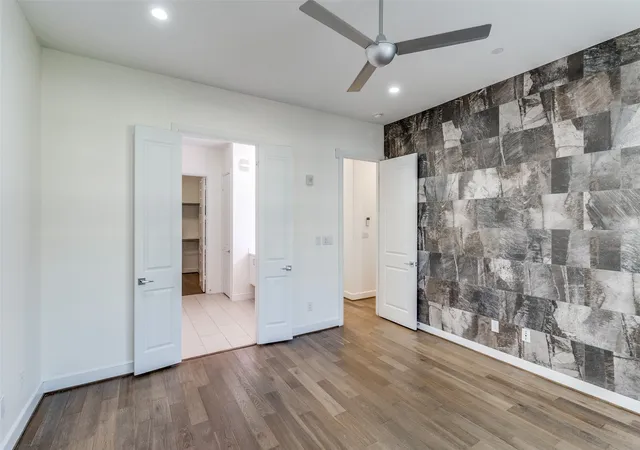 Homes for sale in Addison, TX | 5015 Meridian Ln #1102, Addison, TX 75001 | MLS# 21197641