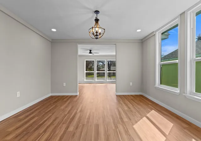 Photo 4 of Single family home for sale at 405 E 9Th St, Kemp, TX 75143 | MLS# 21190218 | Listing updated on 2026-09-04