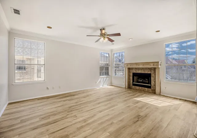 Photo 4 of Single family home for sale at 1514 Mission Ridge Trl, Carrollton, TX 75007 | MLS# 21192126 | Listing updated on 2026-08-28