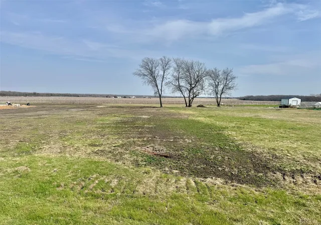 Homes for sale in Van Alstyne, TX | 1b Sedalia Rd, Van Alstyne, TX 75495 | MLS# 21197870