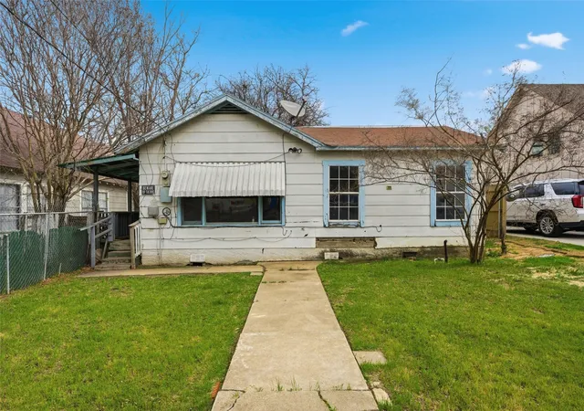 Photo 3 of Single family home for sale at 603 N 10th St, Waco, TX 76701 | MLS# 21197775 | Listing updated on 2026-08-31
