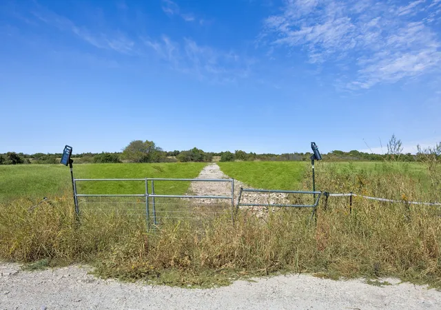 Photo 3 of Land for sale at 2791 Bobby Smith Ln, Midlothian, TX 76065 | MLS# 21184341 | Listing updated on 2026-09-04