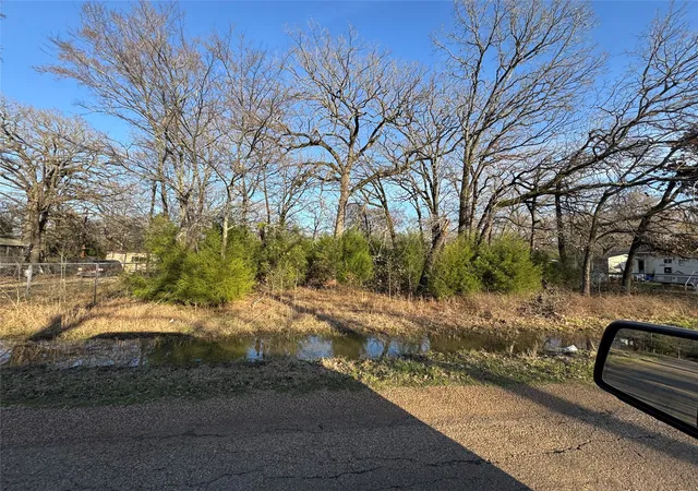 Homes for sale in Mabank, TX | 108 Mohican Trl, Mabank, TX 75156 | MLS# 21198126