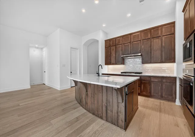 Photo 2 of Single family home for sale at 7841 Whisterwheel Wy, Fort Worth, TX 76123 | MLS# 21198130 | Listing updated on 2026-08-26