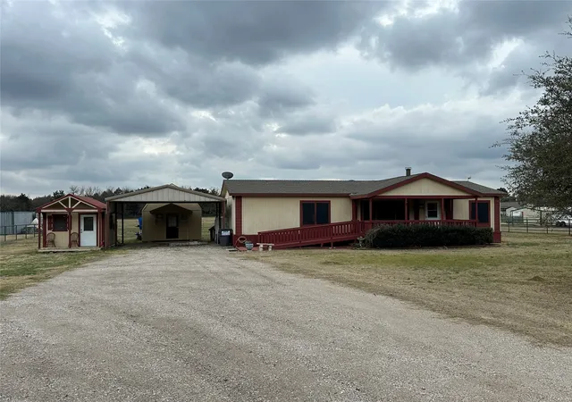 Homes for sale in Gordonville, TX | 212 Rose Cir, Gordonville, TX 76245 | MLS# 21198204
