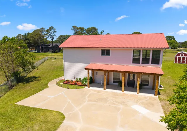 2nd image of 306 Lazy Cane Ranch Rd, Trinidad, TX 75163 | MLS# 21197675