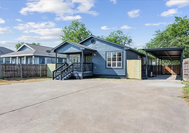 1st image of 1901 S 16th St #A, Waco, TX 76706 | MLS# 21196423
