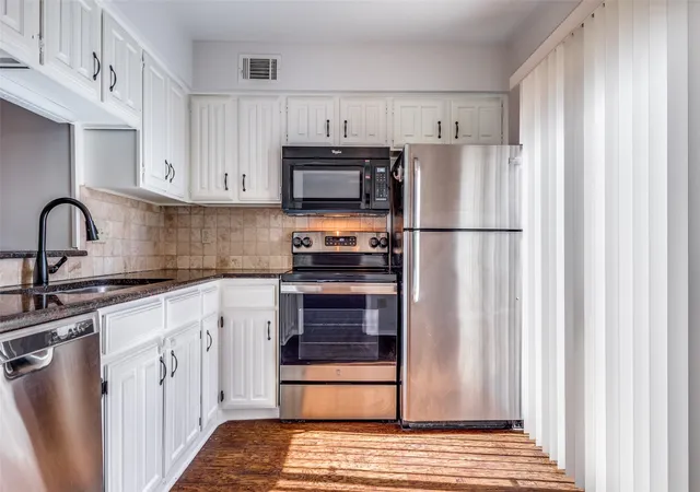 Homes for sale in Richardson, TX | 333 Melrose Dr #14D, Richardson, TX 75080 | MLS# 21192949