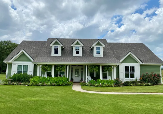 Photo 2 of Sale Pending at 223 Miller Creek Lake Rd, Paradise, TX 76073 | MLS# 21196866 | Listing updated on 2026-08-27