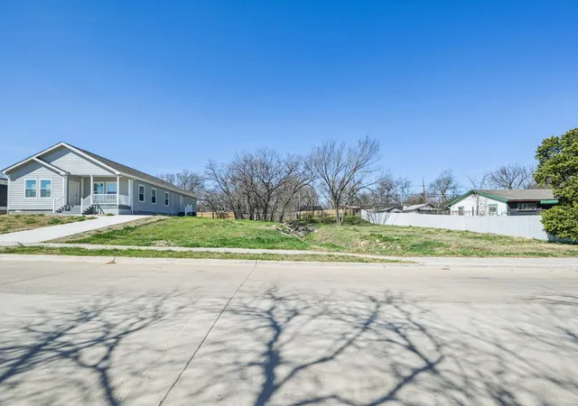 Photo 2 of Land for sale at 2016 Belzise Ter, Fort Worth, TX 76104 | MLS# 21187896 | Listing updated on 2026-08-31