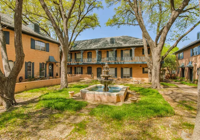 Photo 1 of Sale Pending at 6023 E University Blvd #204, Dallas, TX 75206 | MLS# 21194792 | Listing updated on 2026-08-28