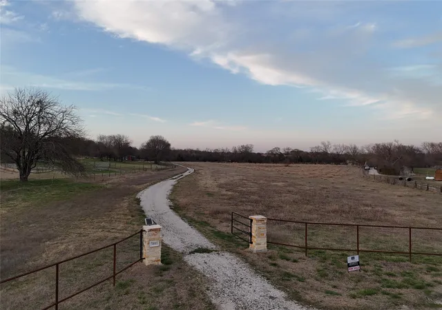 Photo 2 of Land for sale at 3891 Bethel Cannon Rd, Van Alstyne, TX 75495 | MLS# 21194686 | Listing updated on 2026-09-30