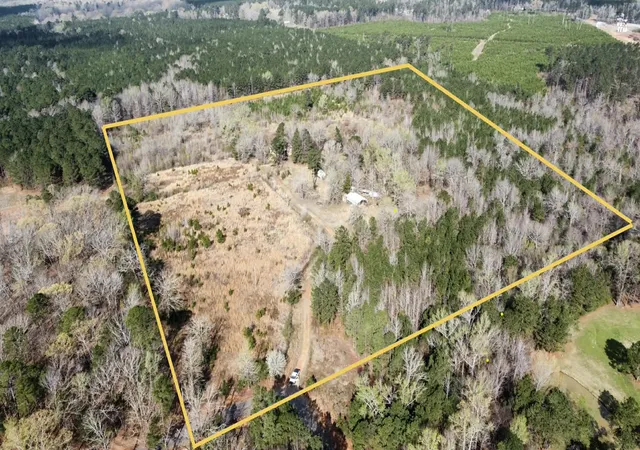 3rd image of 229 Padgett Rd, Benton, LA 71006 | MLS# 21199107