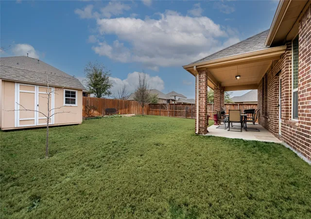 Photo 3 of Single family home for sale at 217 Mineral Point Dr, Aledo, TX 76008 | MLS# 21199192 | Listing updated on 2026-08-22
