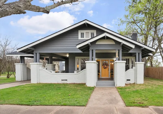Homes for sale in Wortham, TX | 309 S Avenue B, Wortham, TX 76693 | MLS# 21198885