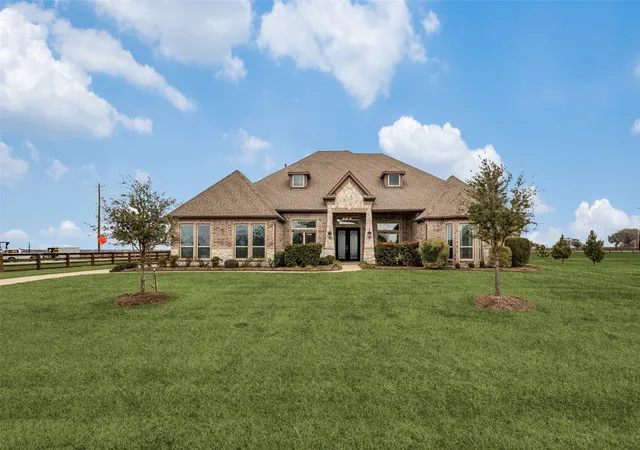 Homes for sale in Northlake, TX | 2924 Prairie View Dr, Northlake, TX 76226 | MLS# 21194383