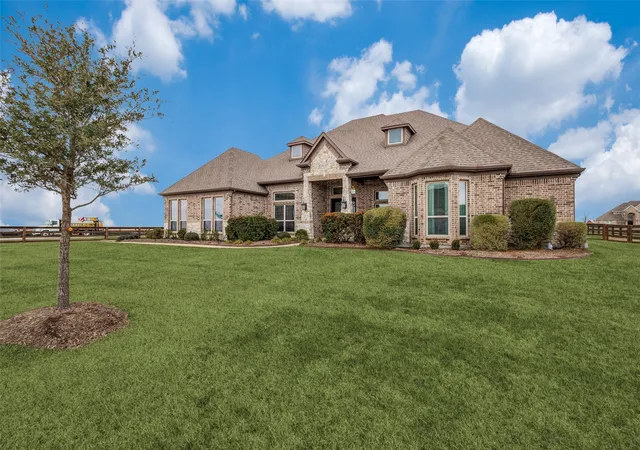 Homes for sale in Northlake, TX | 2924 Prairie View Dr, Northlake, TX 76226 | MLS# 21194383
