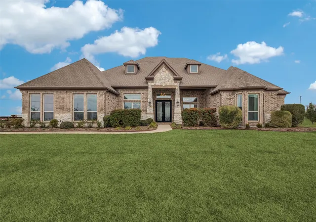 Homes for sale in Northlake, TX | 2924 Prairie View Dr, Northlake, TX 76226 | MLS# 21194383