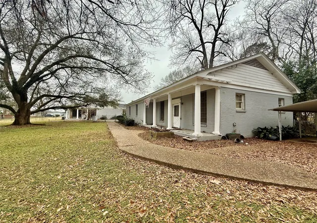 Homes for sale in Winnsboro, LA | 6676 Kinloch Street, Winnsboro, LA 71275 | MLS# 21198665