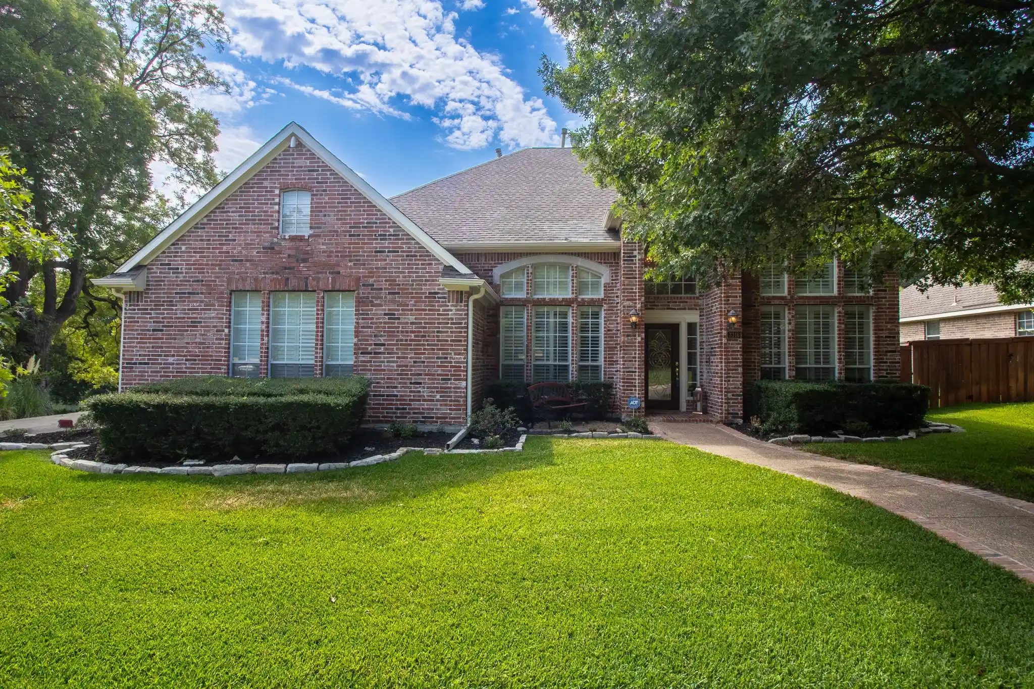 Photo 1 of Single family home for sale at 3316 Meadow Wood Dr, Richardson, TX 75082 | MLS# 21170670 | Listing updated on 2026-10-28