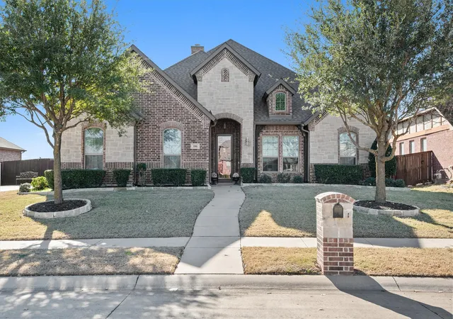 Photo 1 of Single family home for sale at 116 Old Bridge Rd, Waxahachie, TX 75165 | MLS# 21180882 | Listing updated on 2026-09-21