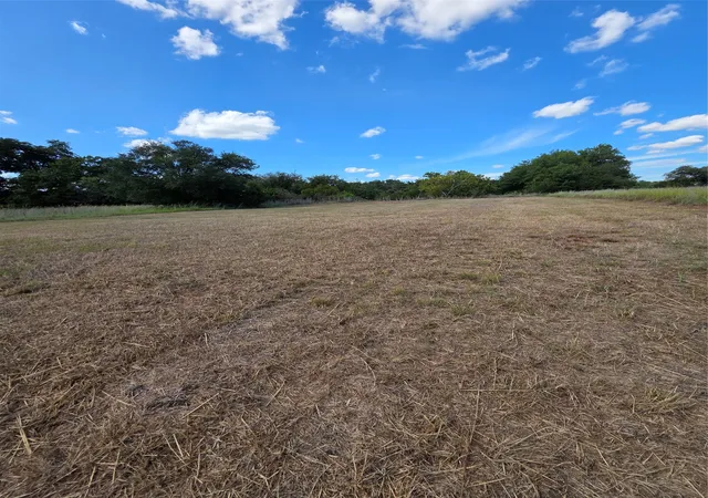 4th image of 5407 Lake Granbury Trl, Granbury, TX 76048 | MLS# 21199713