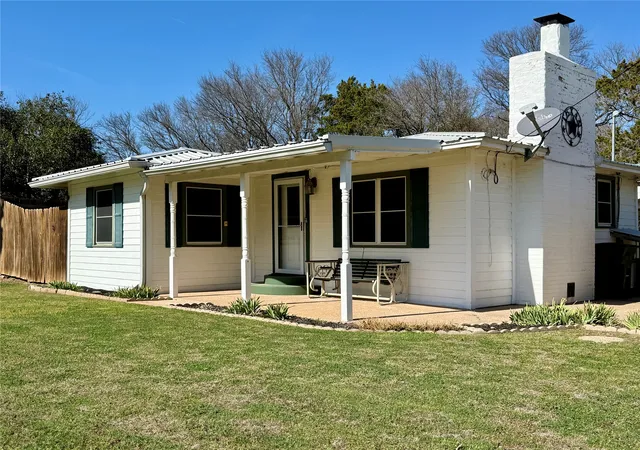 Photo 3 of Single family home for sale at 120 One Feather, Whitney, TX 76692 | MLS# 21199223 | Listing updated on 2026-08-04