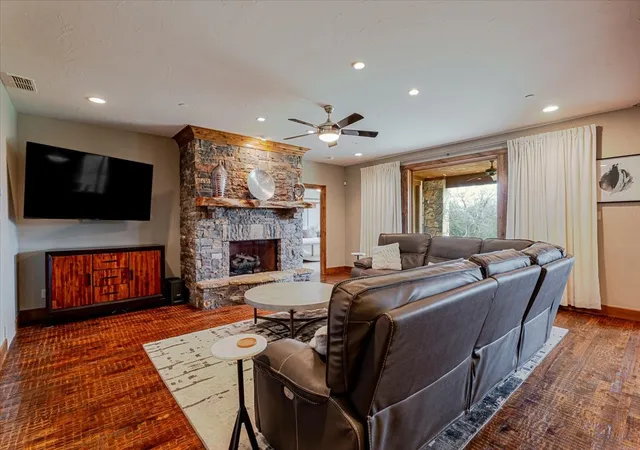 Homes for sale in Graford, TX | 2033 Harbor Wy #103, Graford, TX 76449 | MLS# 21191767
