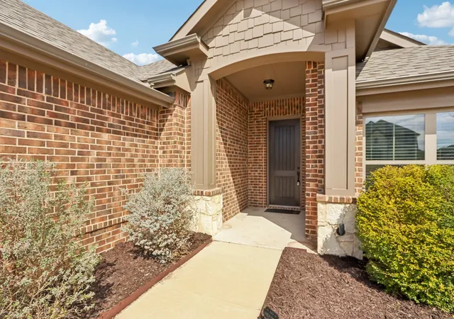 Photo 3 of Single family home for sale at 225 Brazos Dr, Waxahachie, TX 75165 | MLS# 21199491 | Listing updated on 2026-10-04