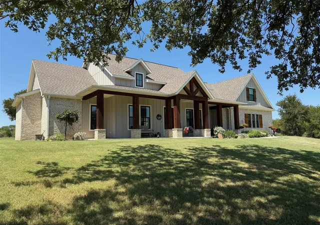 Homes for sale in Chico, TX | 130 Demonbreun Ct, Chico, TX 76431 | MLS# 21199764