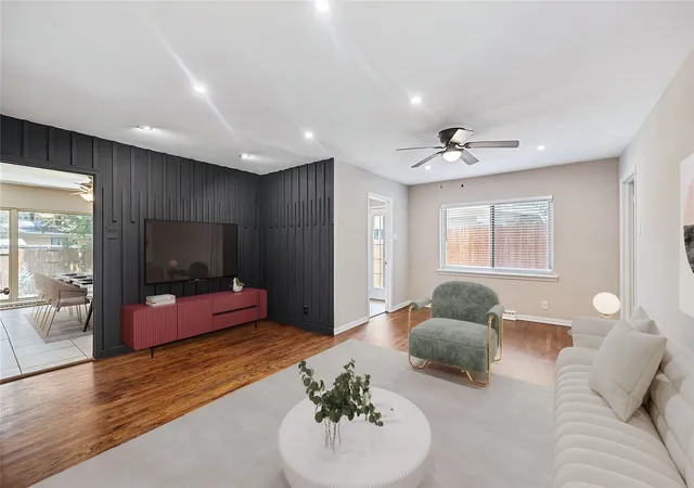 Photo 4 of Single family home for sale at 7329 Edgerton Dr, Dallas, TX 75231 | MLS# 21199761 | Listing updated on 2026-08-27