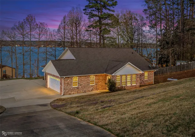Photo 1 of Sale Pending at 703 Airport Loop, Homer, LA 71040 | MLS# 21199834 | Listing updated on 2026-08-31