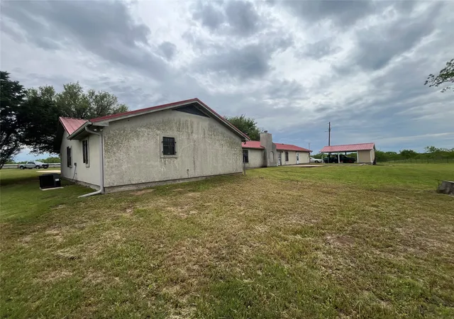 Photo 3 of House for sale at 375 Lcr 358, Mart, TX 76664 | MLS# 21198069 | Listing updated on 2026-08-29