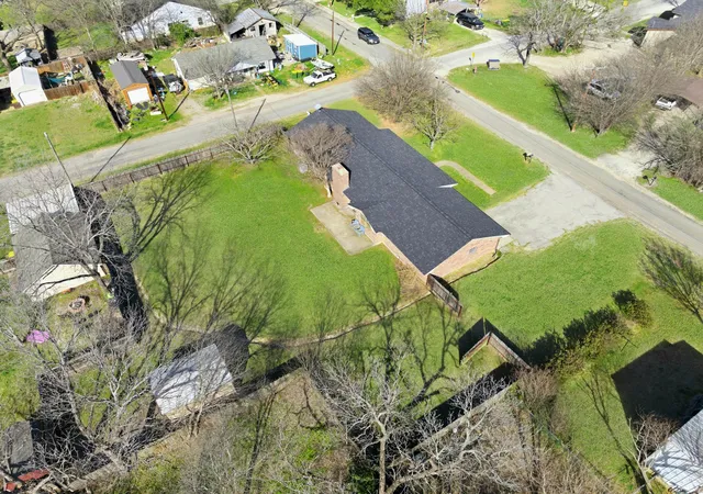 Photo 4 of Sale Pending at 502 S 8Th St, Valley Mills, TX 76689 | MLS# 21198761 | Listing updated on 2026-08-03