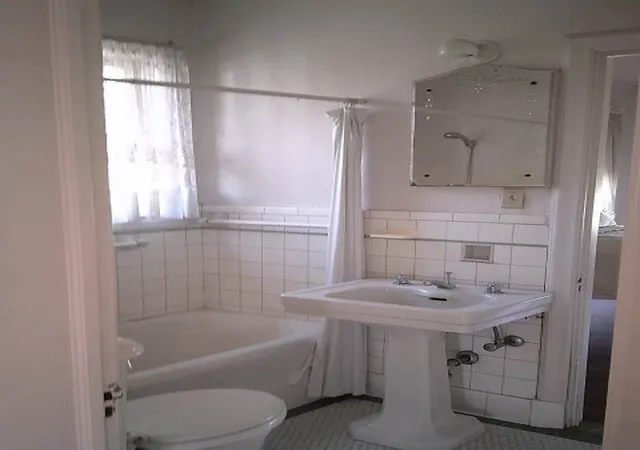Photo 3 of Single family home for sale at 502 Mills Pl, Corsicana, TX 75110 | MLS# 21198840 | Listing updated on 2026-05-28