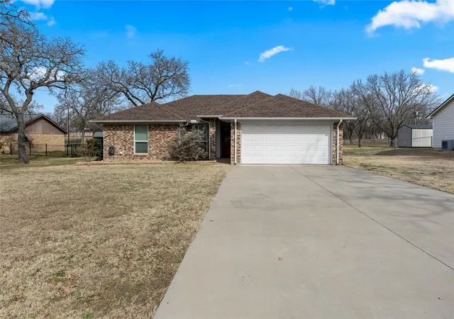 Homes for sale in Burleson, TX | 7005 County Road 527, Burleson, TX 76028 | MLS# 21200182