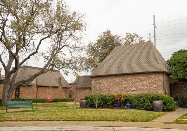 Homes for sale in Carrollton, TX | 1632 Banbury Ln, Carrollton, TX 75006 | MLS# 21199867
