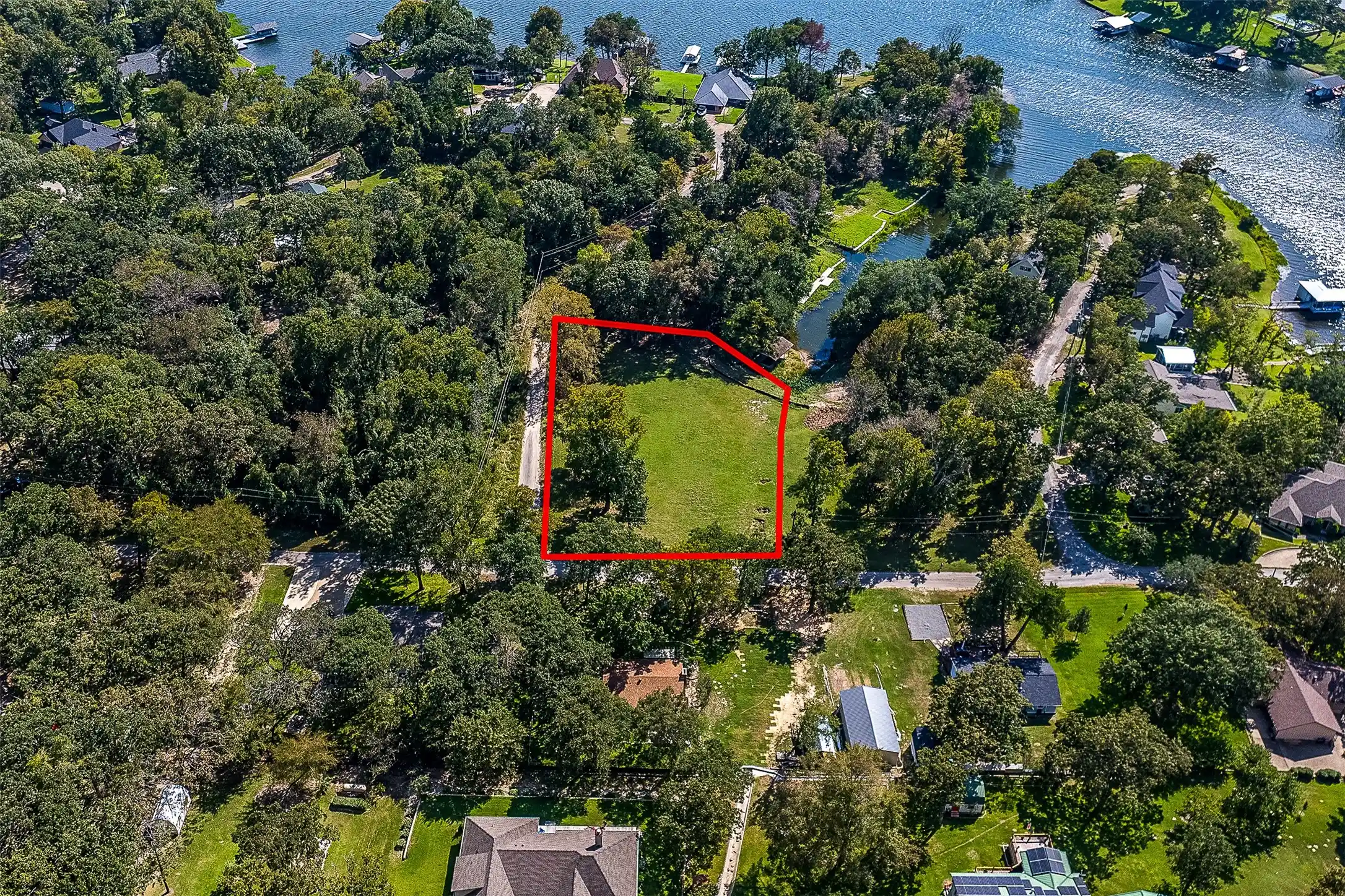 Photo 1 of Land for sale at 2524 Tanglewood Dr, Athens, TX 75751 | MLS# 21157946 | Listing updated on 2026-03-27
