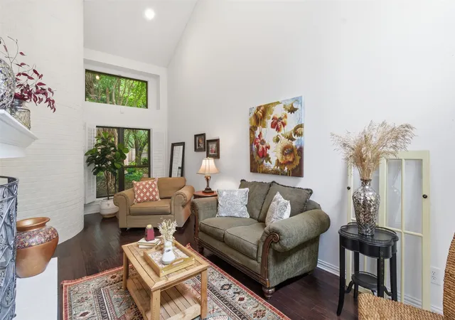 Photo 3 of Sale Pending at 5138 Westgrove Dr #5138, Dallas, TX 75248 | MLS# 21197890 | Listing updated on 2026-07-27