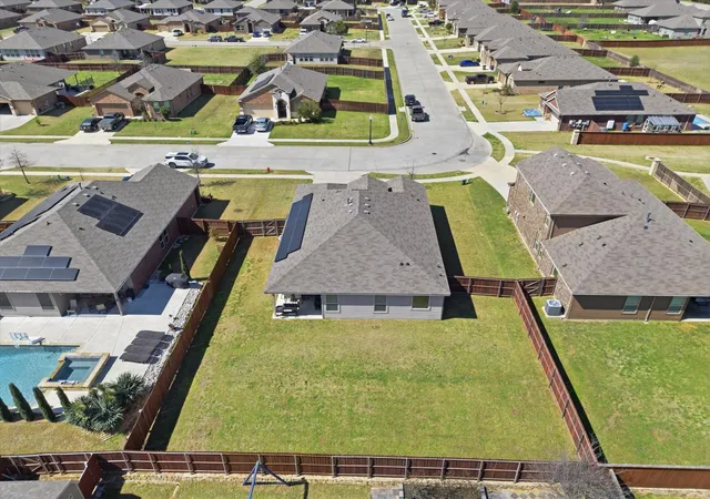 Photo 1 of Single family home for sale at 448 Regatta Ln, Azle, TX 76020 | MLS# 21198942 | Listing updated on 2026-09-23