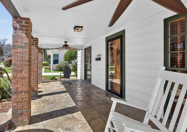 Photo 2 of Single family home for sale at 2525 Goldenrod Ave, Fort Worth, TX 76111 | MLS# 21188548 | Listing updated on 2026-10-03