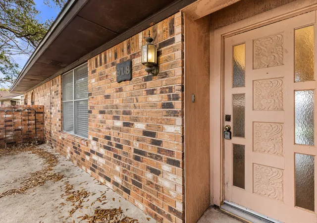 Photo 4 of Sale Pending at 918 Saint Charles Ct, Marlin, TX 76661 | MLS# 21200025 | Listing updated on 2026-07-15