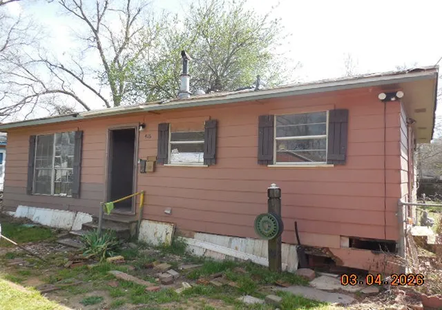 Homes for sale in Bossier City, LA | 416 Yarborough St, Bossier City, LA 71111 | MLS# 21200563