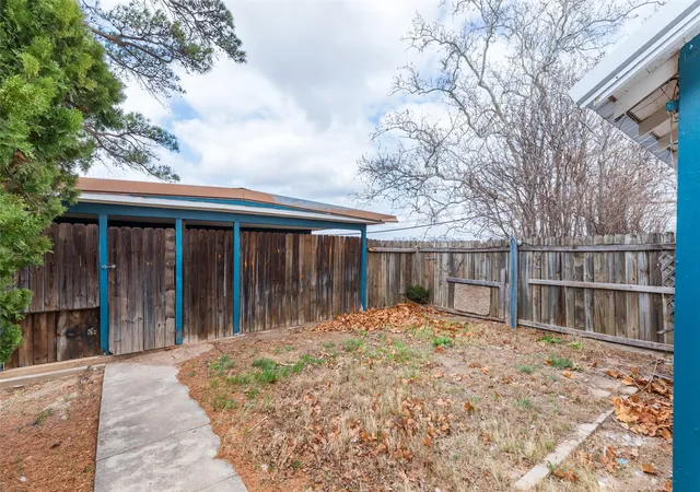 Homes for sale in Clyde, TX | 425 S 1st St W, Clyde, TX 79510 | MLS# 21200123
