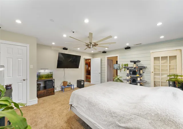 Photo 3 of Single family home for sale at 1051 Lynch Bend Rd, Springtown, TX 76082 | MLS# 21200261 | Listing updated on 2026-09-21