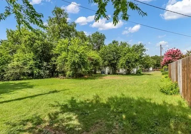 Homes for sale in Red Oak, TX | 110 N Hillside St, Red Oak, TX 75154 | MLS# 21200693