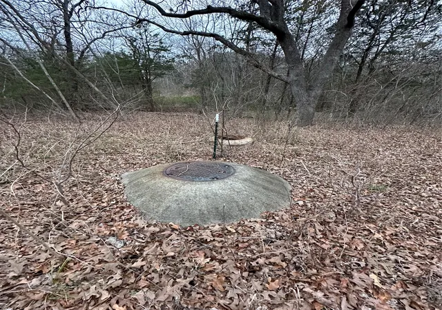 Photo 4 of Land for sale at 621 E Munson St, Denison, TX 75021 | MLS# 21197764 | Listing updated on 2026-10-07