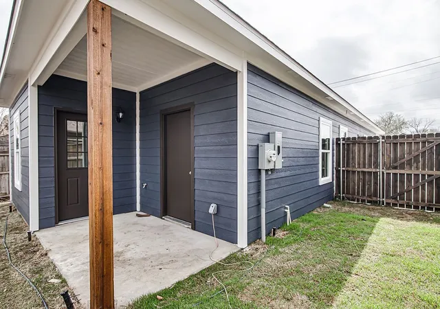 Photo 29 of Single family home for sale at 1005 E Tucker St, Fort Worth, TX 76104 | MLS# 21200805 | Listing updated on 2026-07-25